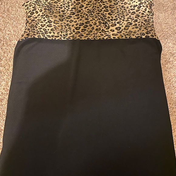 Top - Picture 3 of 3